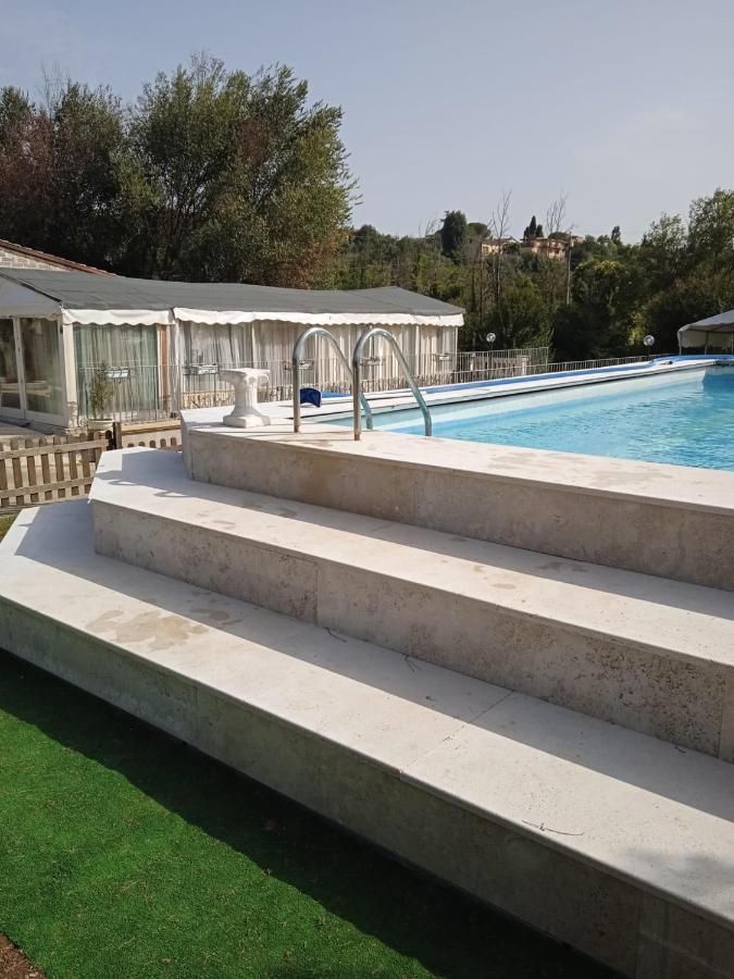 Villa Paradise Resort Gallicano nel Lazio Екстер'єр фото