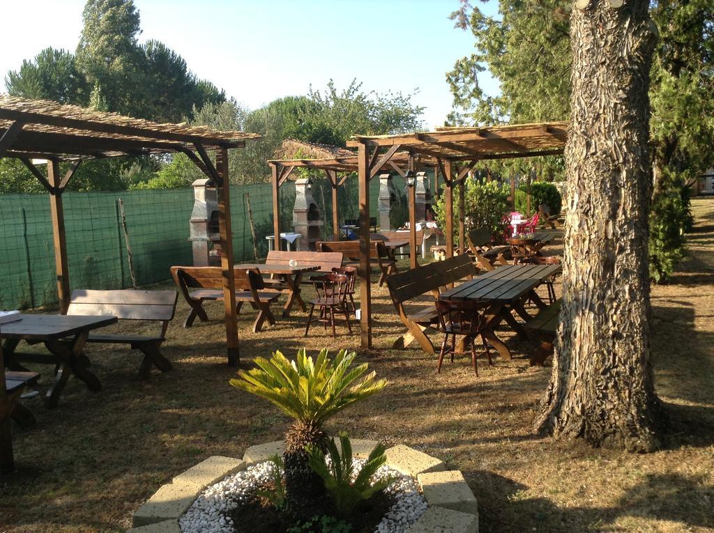 Villa Paradise Resort Gallicano nel Lazio Екстер'єр фото